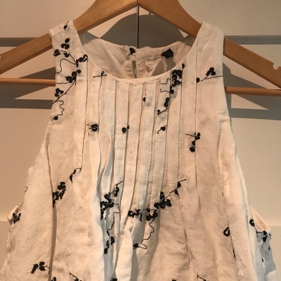 Anthropologie linen embroidered tank - Picture 4 of 14